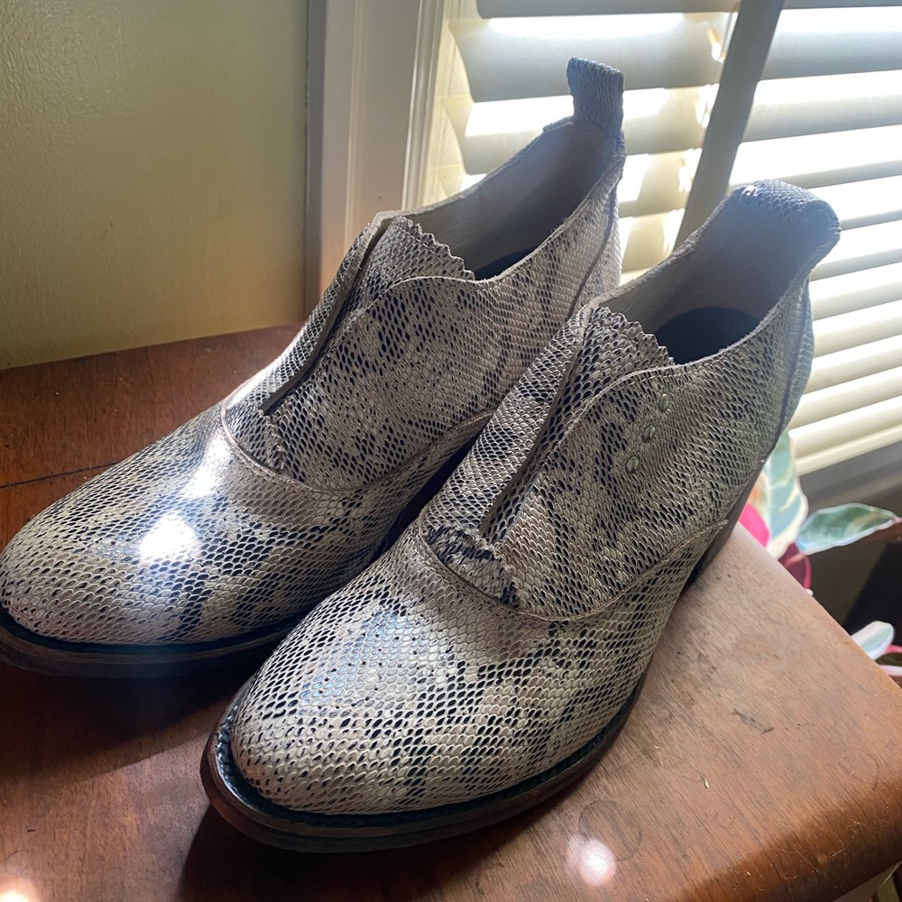 Freebird Sadie snakeskin booties
